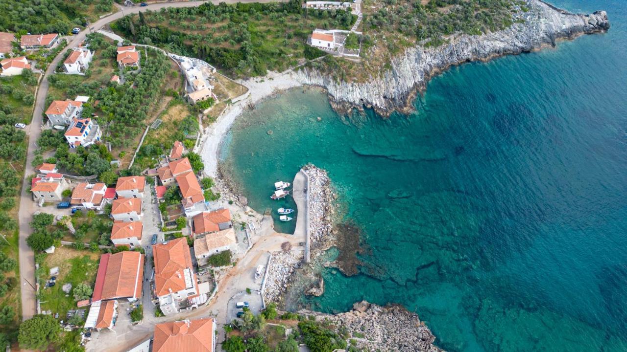 Σελήνη Lägenhet Kotronion  Exteriör bild