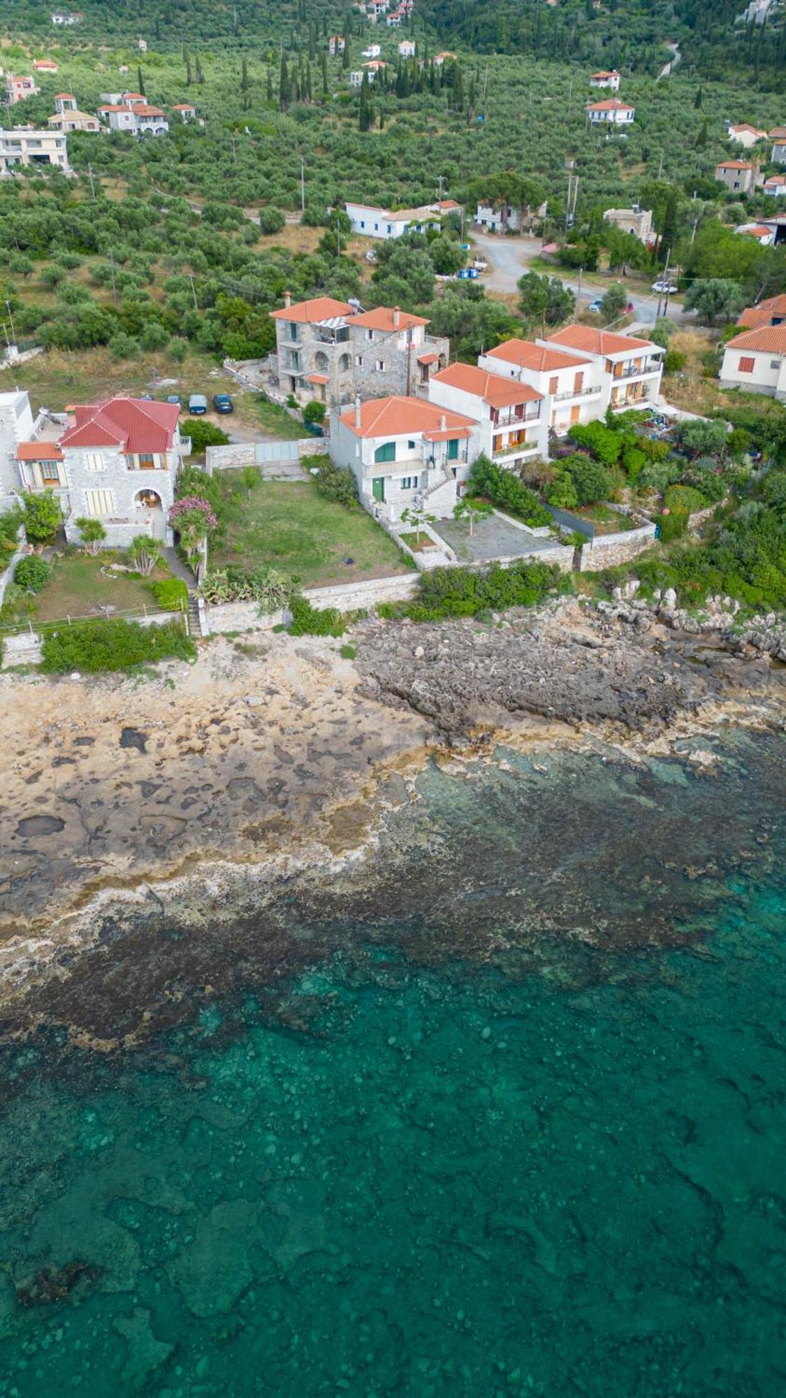 Σελήνη Lägenhet Kotronion  Exteriör bild